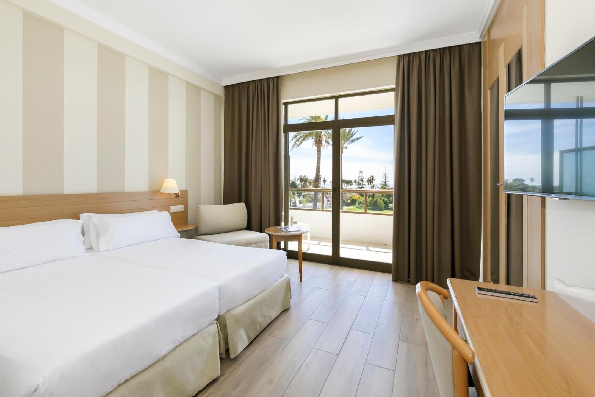 Sol Marbella Estepona Atalaya Park Phòng bức ảnh